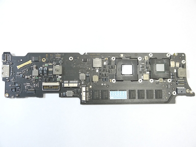 Apple Macbook Air 11" A1370 2010 1.4 GHz 2GB Logic Board 820-2796-A 661-5738
